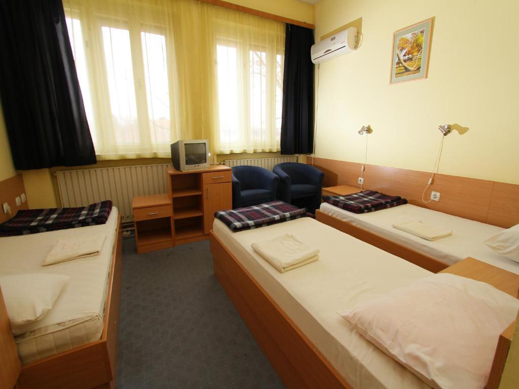 Aleksander A Inn Subotica Pokoj fotografie